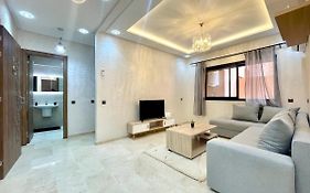Cozy Apartment In The City Center - 100% Equipped